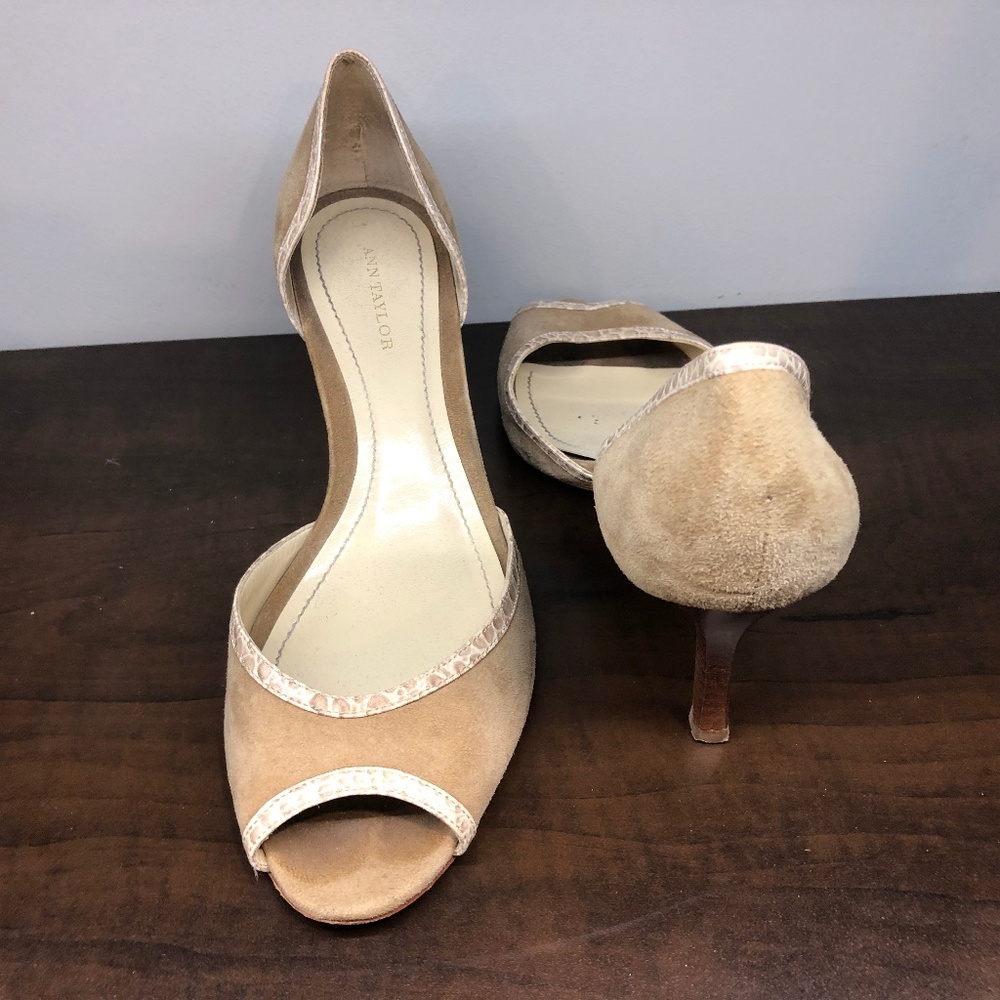 Ann Taylor Heel